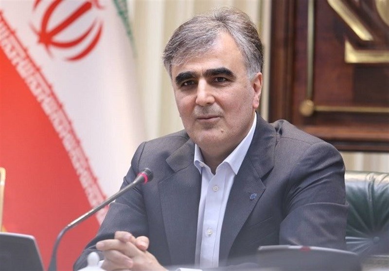 غیبت فرزین در جلسه امروز مجلس حاشیه‌ساز شد