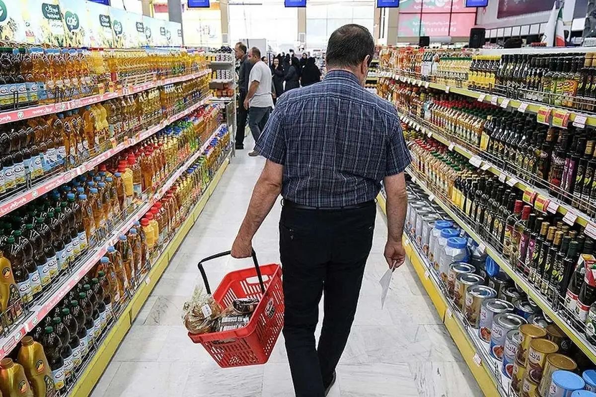 وزارت کار: مردم از فروشگاه‌هایی اقلام کالابرگی خرید کنند که با قیمت پایین‌تر کالا عرضه می‌کنند