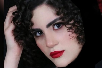 ساغر اعتمادی زنده است