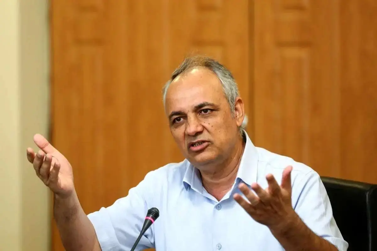 احمد زیدآبادی: «مذاکره‌کنندگان برای اسکی زمستانی به سوئیس رفته‌اند؟»