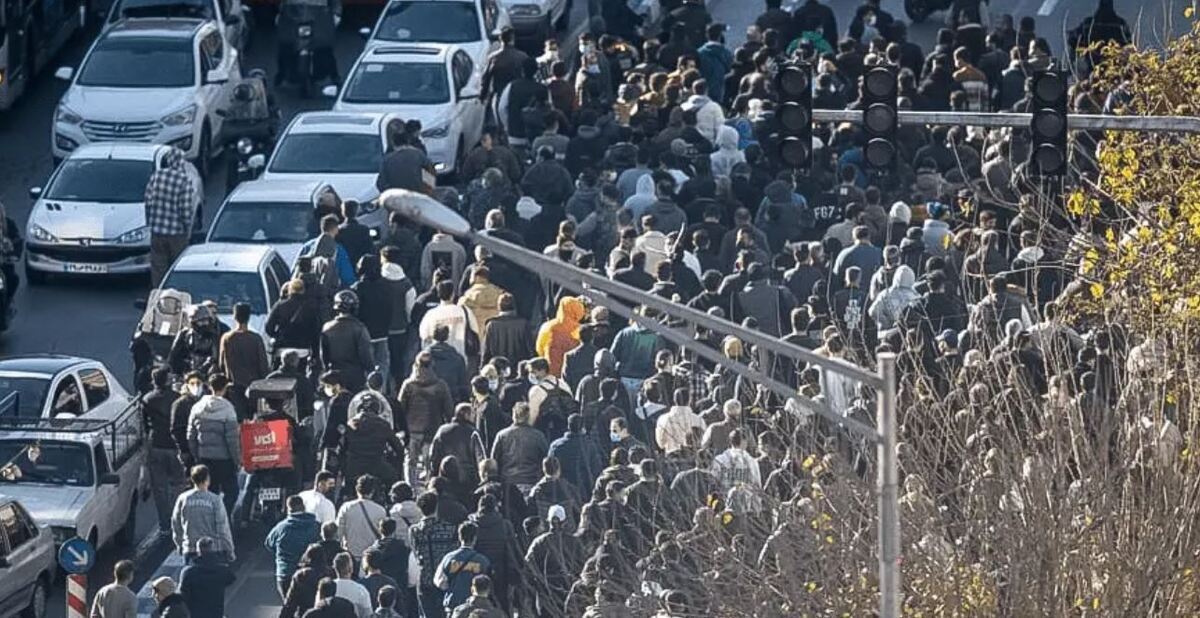 حمله مستقیم به داغداران دی ماه