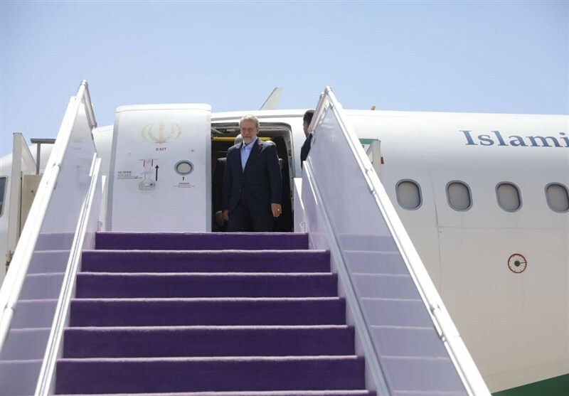 بررسی چشم‌انداز تداوم مذاکرات ایران و آمریکا در سفر لاریجانی به مسقط مطرح می‌شود/ تبادل نظر درباره مذاکرات هسته‌ای