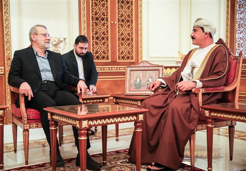 دیدار علی لاریجانی با وزیر دفتر سلطنتی عمان