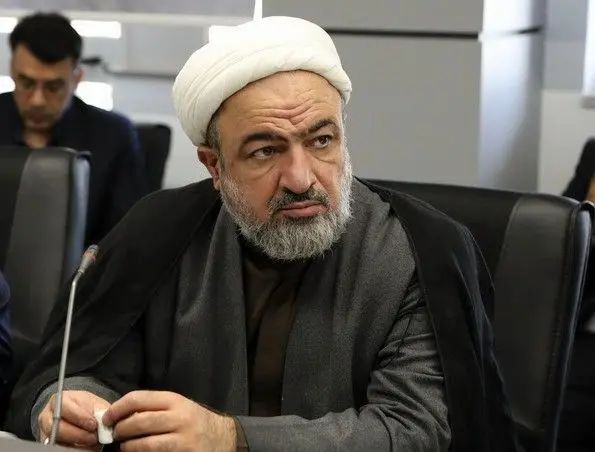 رسایی: یکی از دلایل شبه کودتای ۱۸ و ۱۹ دی، دیر قطع شدن اینترنت بود/ چهلم شهدا نزدیک است؛ باید بررسی کنیم که [چرا] حتی یک فرماندار بعد از این اتفاقات عزل نشد