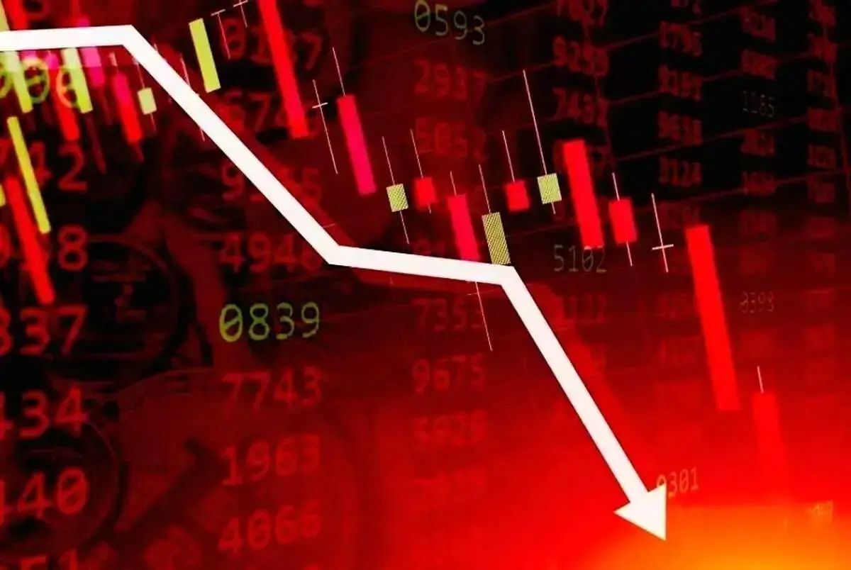 سقوط سنگین شاخص کل بورس / عقب نشینی به کانال ۳.۸ میلیون واحد