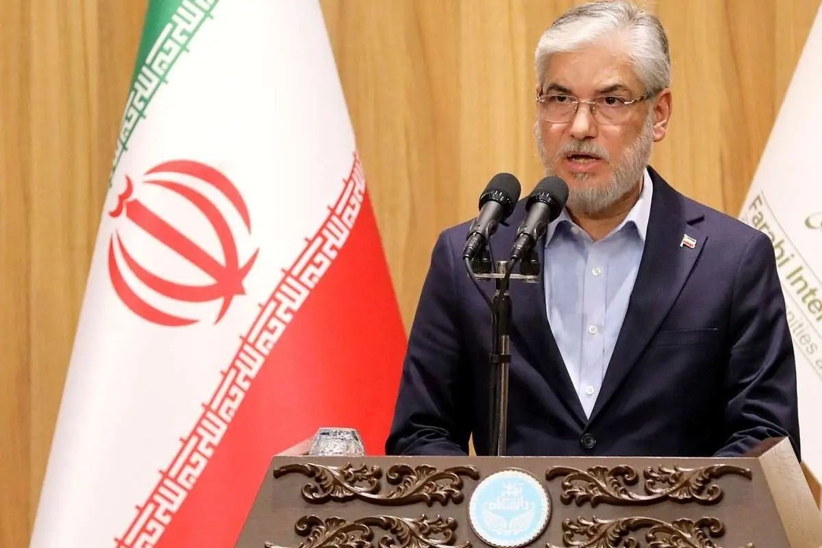 وزیر علوم: حامی حضوری بودن دانشگاه‌ها هستیم و ریسک آن را هم پذیرفتیم/ وضعیت دانشگاه‌ها به هیچ عنوان بحرانی نیست