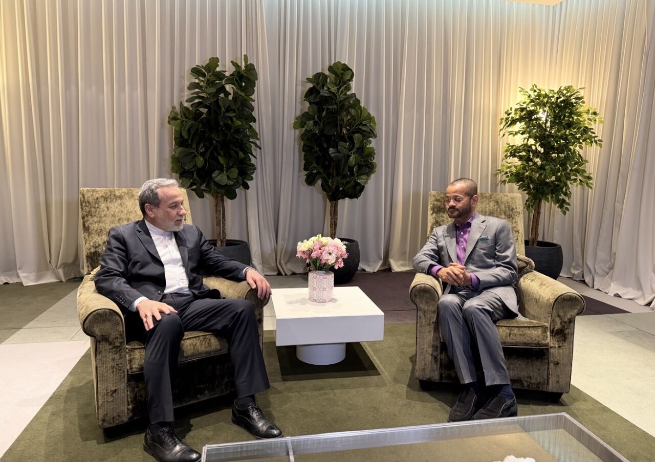 خبرگزاری دولت: ایران از طریق وزیر خارجه عمان، پیشنهادی به طرف آمریکایی داده که همه بهانه‌های واشنگتن درباره برنامه هسته‌ای ایران را رفع می‌کند