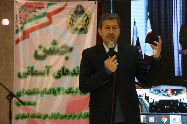 ازدواج ۶۴ جوان ارتشی در اصفهان؛ نمایش عشق و اراده در شرایط اقتصادی سخت