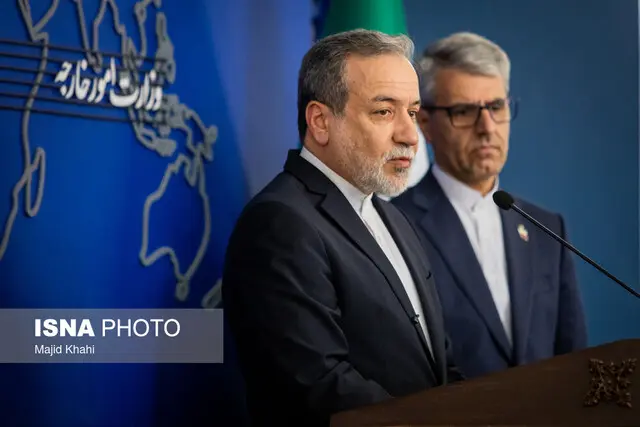عراقچی: رهبر انقلاب جراحات سطحی برداشتند
