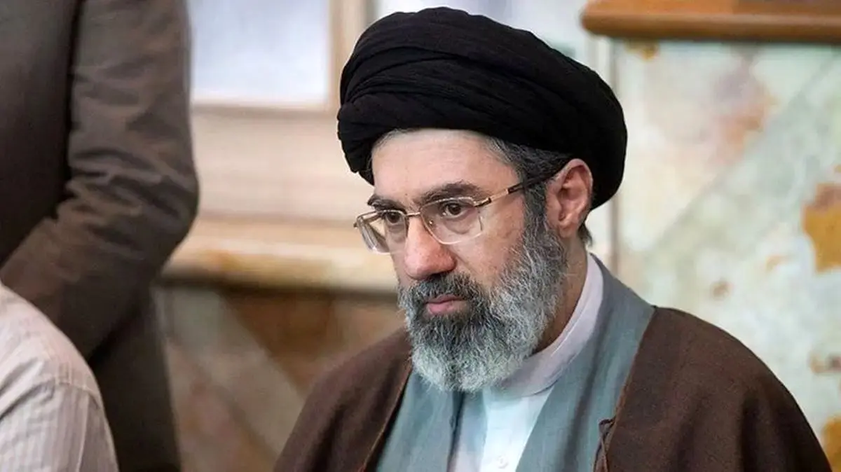 آیت‌الله سیدمجتبی خامنه‌ای به عنوان رهبر جدید انتخاب شد