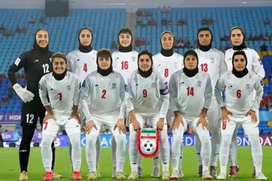 ۵ عضو تیم‌ملی فوتبال زنان پناهنده شدند؟