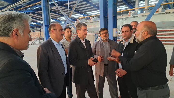استاندار اصفهان: سرمایه اردستان نباید پشت بروکراسی بلوکه شود