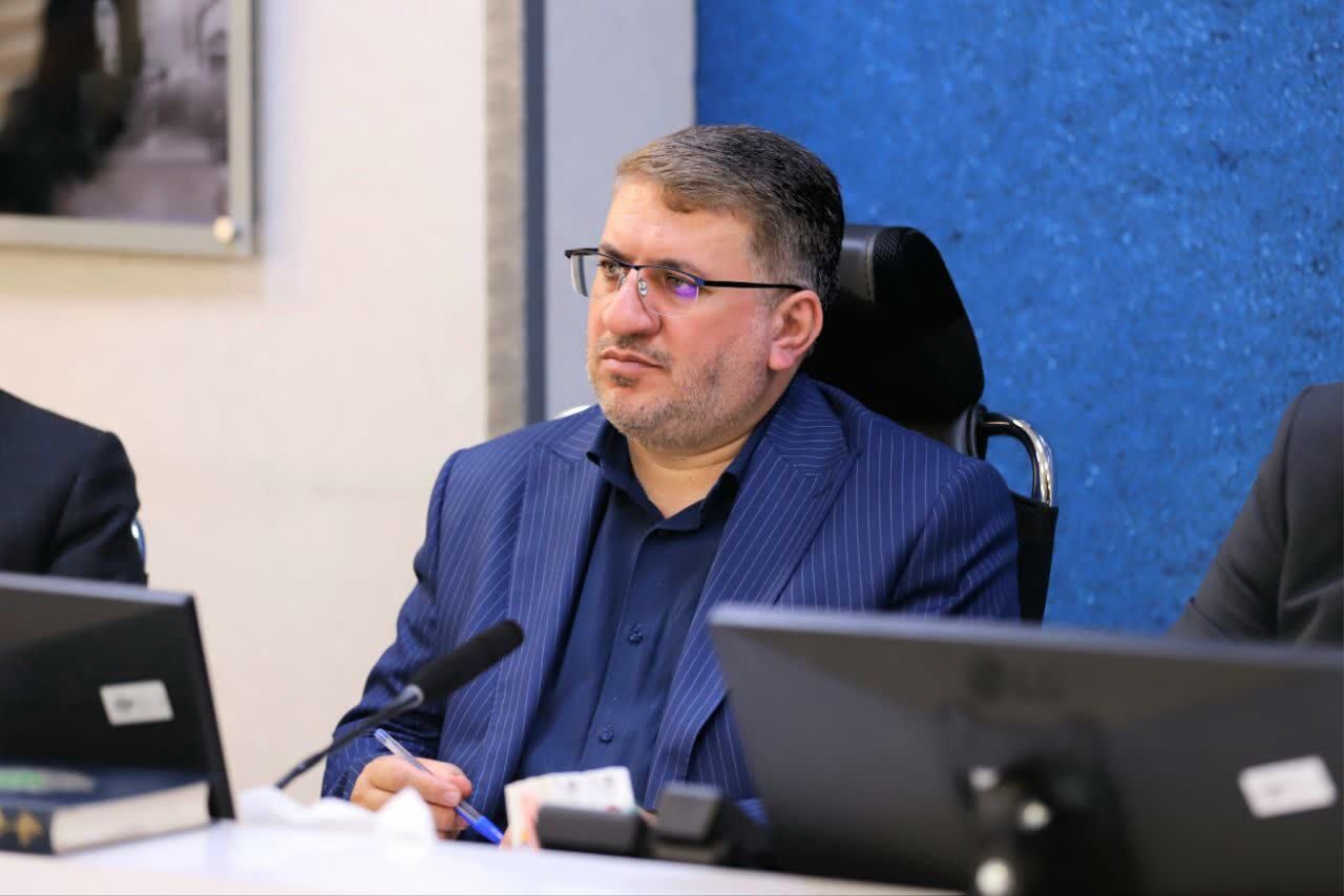 صنایع اصفهان حامی «خانواده های دارای چندقلو» شوند