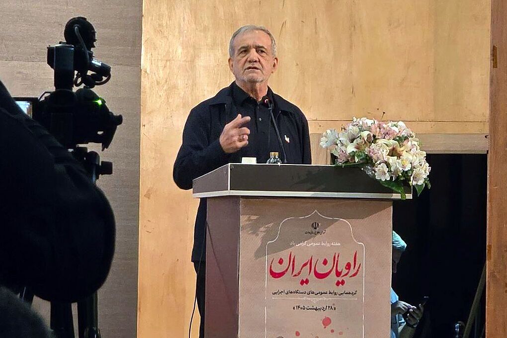 پزشکیان: این شعار که می‌گویند «گفت‌وگو نمی‌کنیم»، معنایی ندارد؛ اگر گفت‌وگو نکنیم، پس چه باید کرد؟