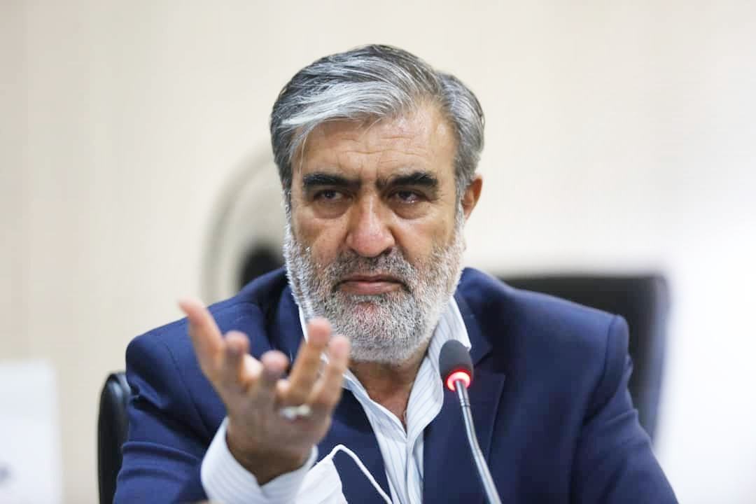 نماینده مجلس: فقط کشتی‌های طرف همکاری با ایران حق عبور از تنگه هرمز دارند