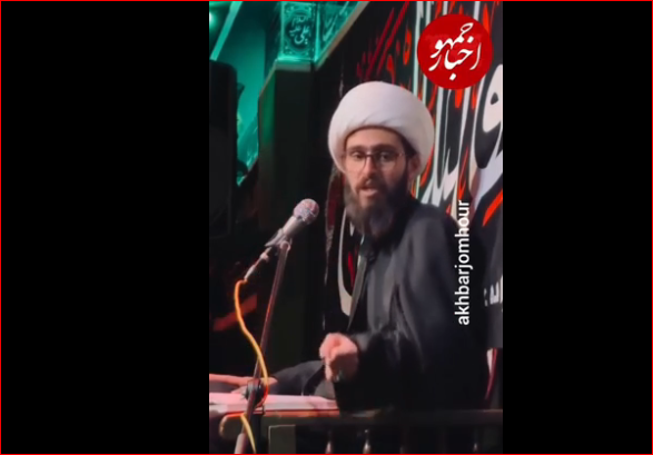 یک روحانی خود را خلع لباس کرد