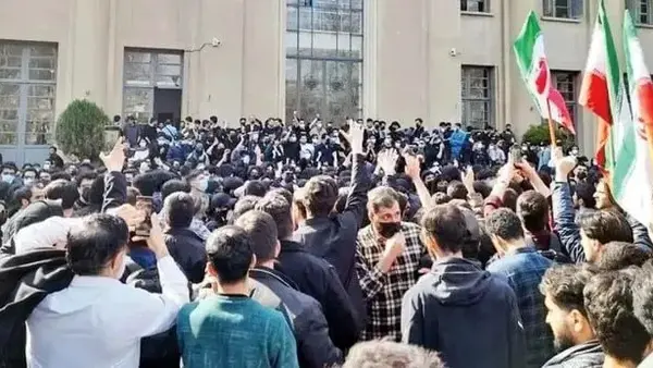 صدور حکم اخراج ۶ دانشجوی دانشگاه شریف