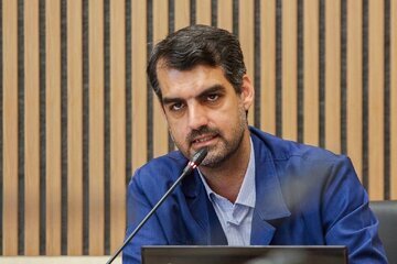 کنایه نماینده مجلس به موافقان با مذاکره/ پول های بلوکه شده آزاد شد؟!/ به جای سینه‌خیز رفتن و سفیدشویی مثلا سند افتخار، جبران مافات کنید