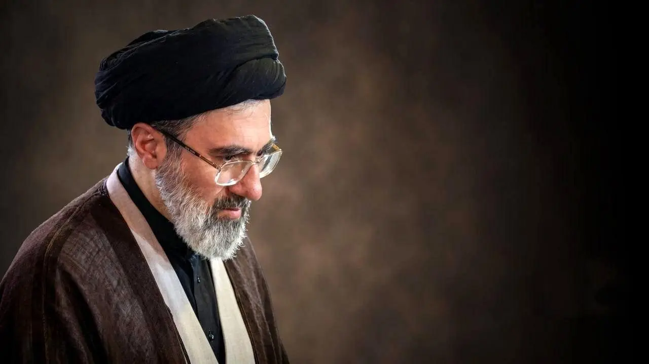 روزنامه همشهری: رهبری فایل صوتی نمیدهد چون فایل های صوتی توسط سرویس های جاسوسی ردیابی میشود