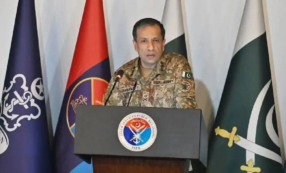 پاکستان تلویحا از جنگ عربستان و یمن کنار کشید