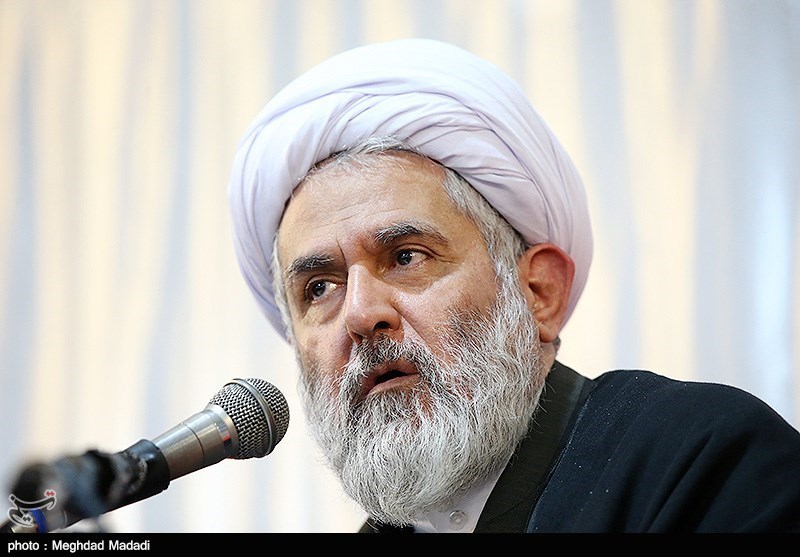 طائب: آمریکا به‌دنبال ایجاد اختلاف بین جریان‌های داخل کشور است