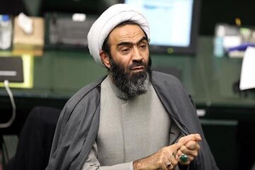 نماینده مجلس: آمریکا رفتنی است/ عراق هرچه زودتر مرز شلمچه و چزابه را باز کند