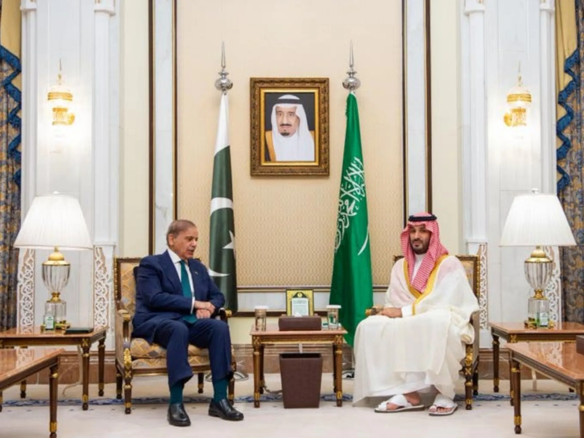 نخست‌وزیر پاکستان از موضع عربستان جهت جلوگیری از استفاده از خاک عراق برای انجام حملات، تمجید کرد