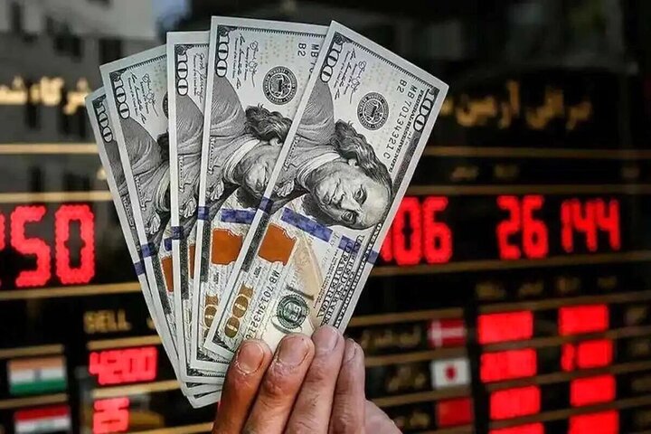 قیمت دلار امروز چهارشنبه ۲۲ مهر ۱۴۰۵ / دلار ۳ هزار تومان بالا رفت
