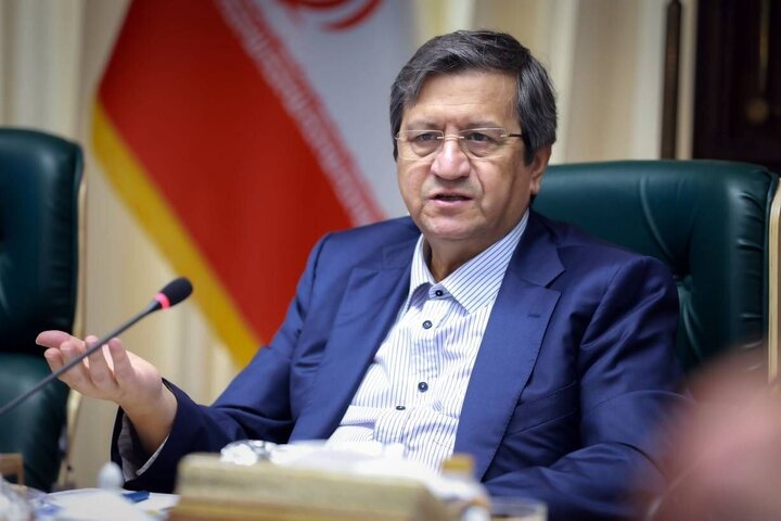 همتی: ادعای فروپاشی اقتصاد ایران توهمی بیش نیست/ اقتصاد ایران تابآوری خوبی از خود نشان داد